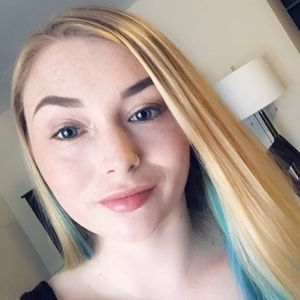 Meet your Posher, April